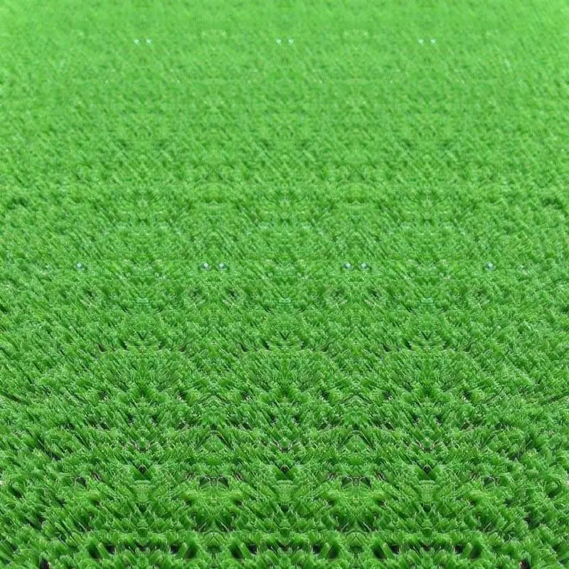 Symmetrical texture repetition in grass