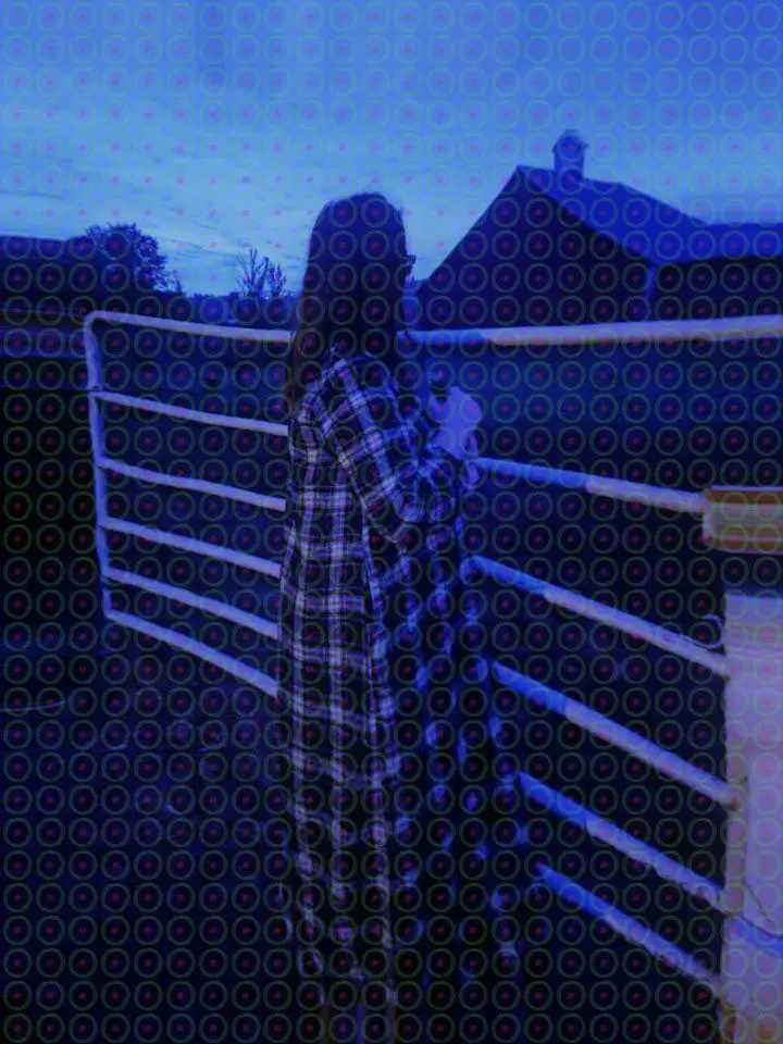 Took shrooms for the first time on someone’s farm and had this visual while listening to the howling coyotes
