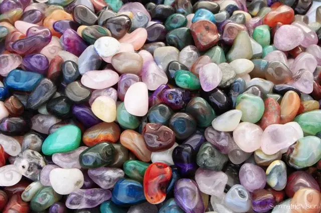 Just a bunch of pebbles staring back at you (Pareidolia experiment)
