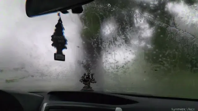 Getting stuck in a raindrop induced thought loop with dissociated Lucy (acid+k)