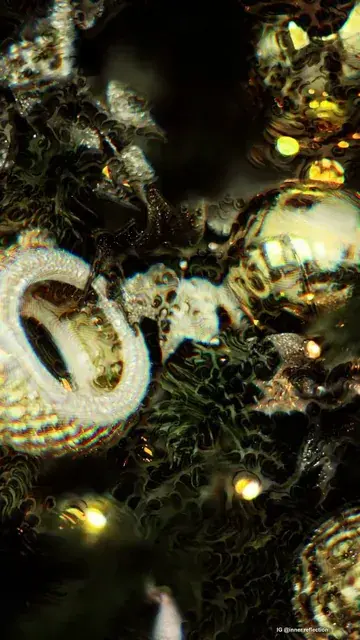 Merry and Trippy Christmas to everyone at r/replications!