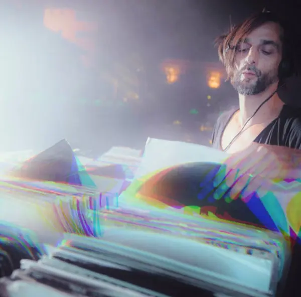 Feeling the music