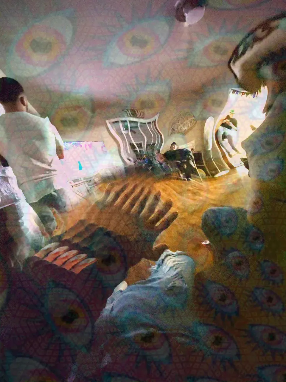 Peak of a 300ug lsd trip