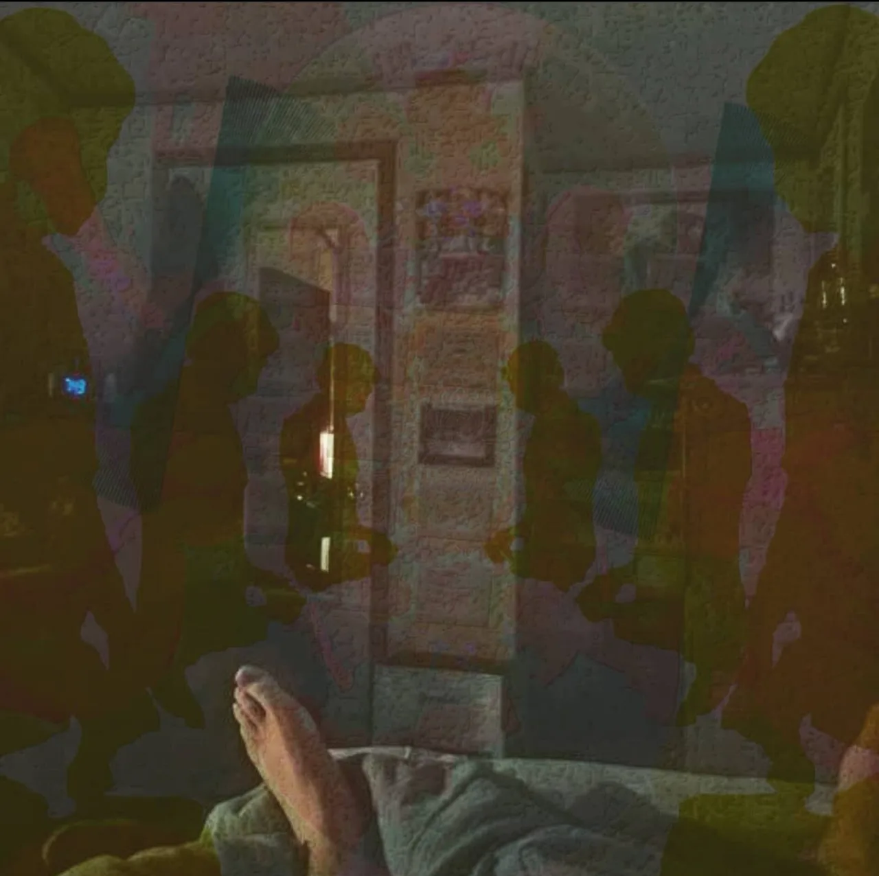 Idk why but when I dont touch weed for a year, and i smoke again, i actually trip. Here is a replication. (feat. Foot)