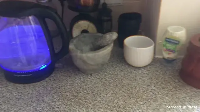 This countertop feels funny