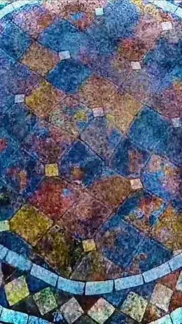 visuals that make you say “damn im tripping” simulation