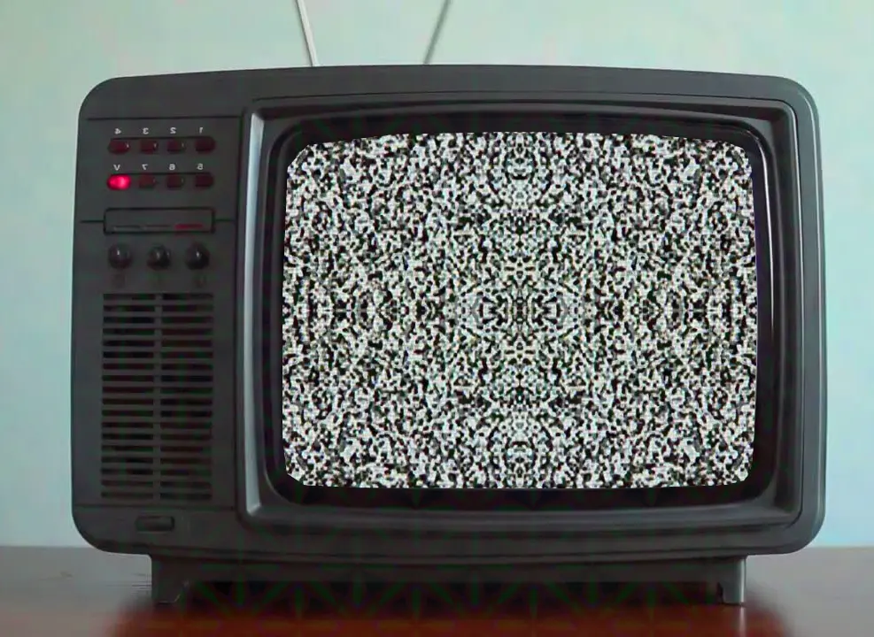 Looking At Static TV on a Moderate Dose of Aya