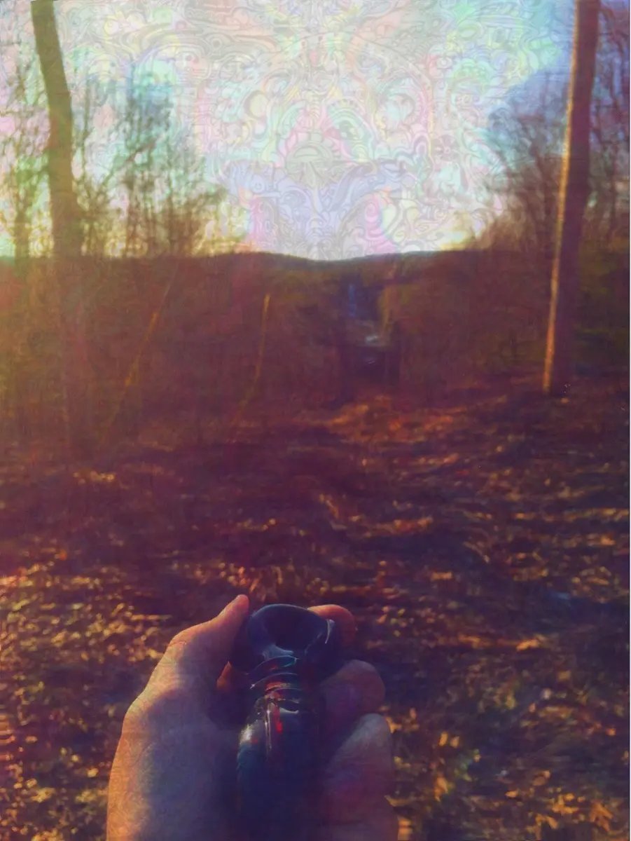 My attempt at replicating smoking a bowl of bud while on LSD