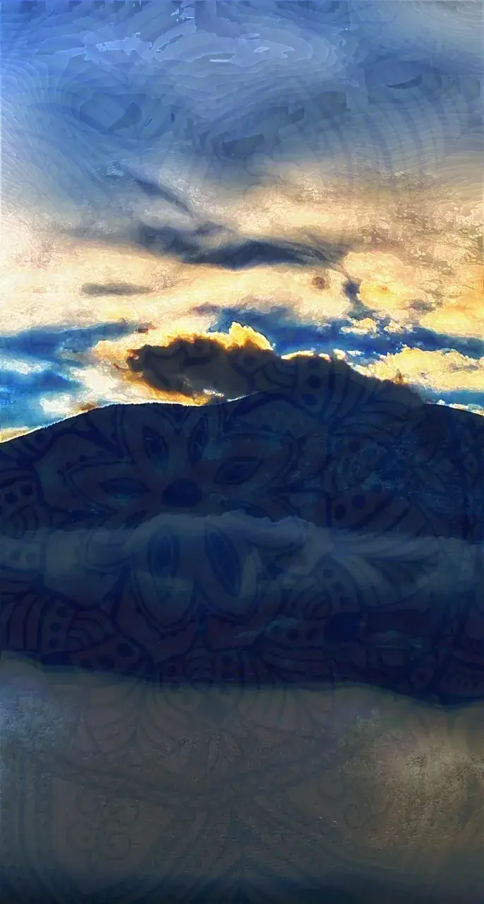 Mountain on a 4HoDMT come up.