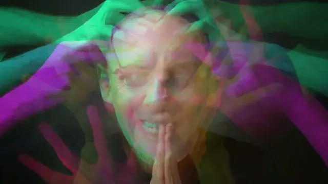 Color ghosting 400ug of LSD